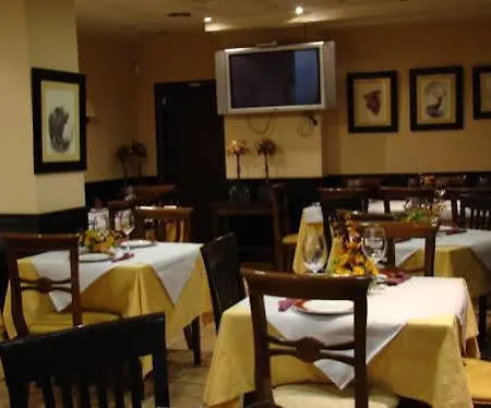 Plaza 4* Marmolejo
